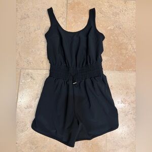 Abercrombie & Fitch women’s black Traveler Romper